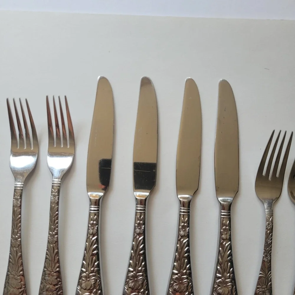 Cambridge Stainless Flatware 9 Lot Floral Fork Knife